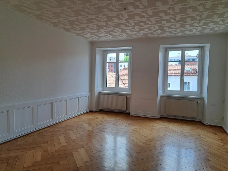 Rue du Puits 18, appartamento 3 locali, 2° piano, ritinteggiato