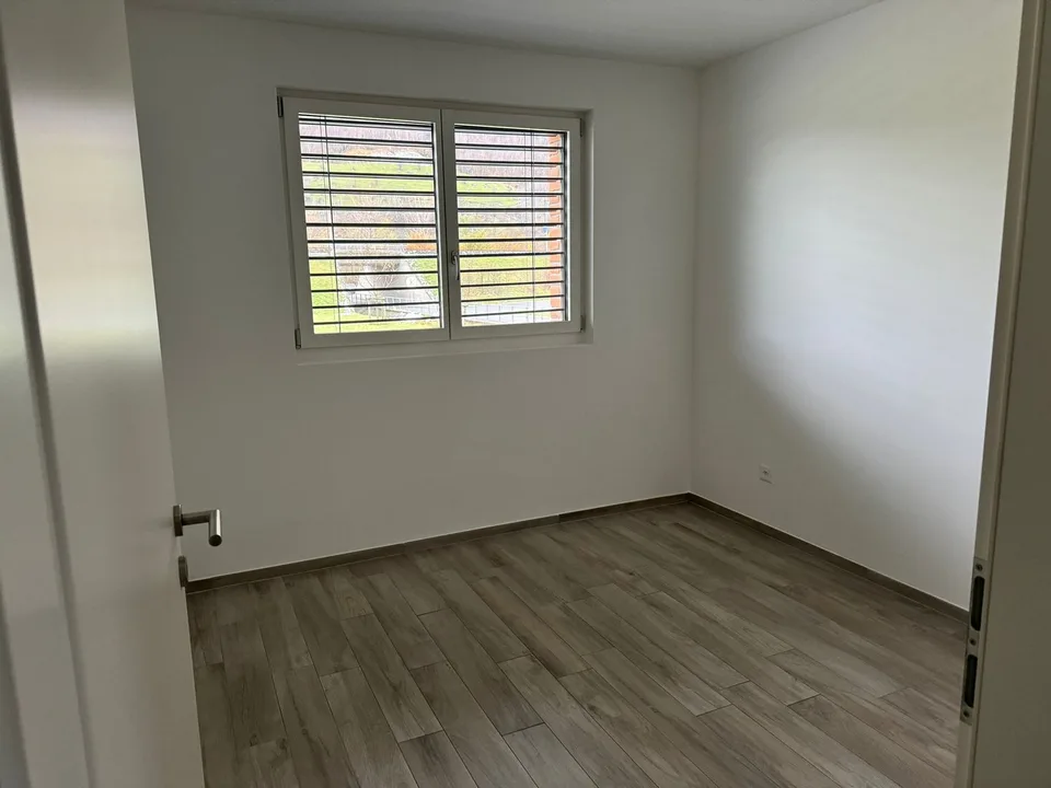 POLLEGIO - 4.5 Room Apartment
