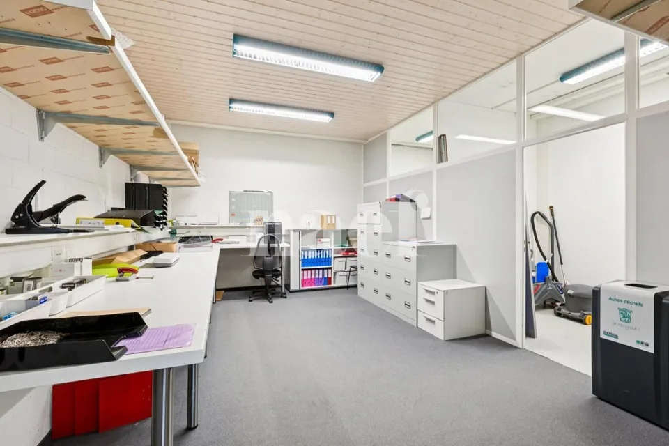 Neue Büros verfügbar, 281 m2