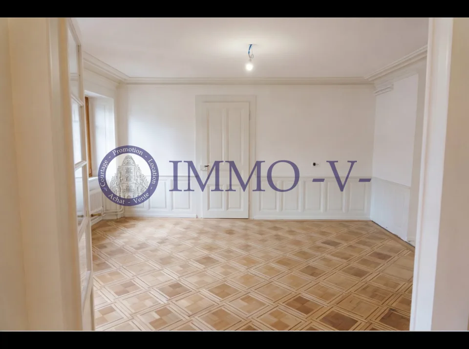 Charakter und Eleganz in der Innenstadt - renovierte Wohnung mit Charme