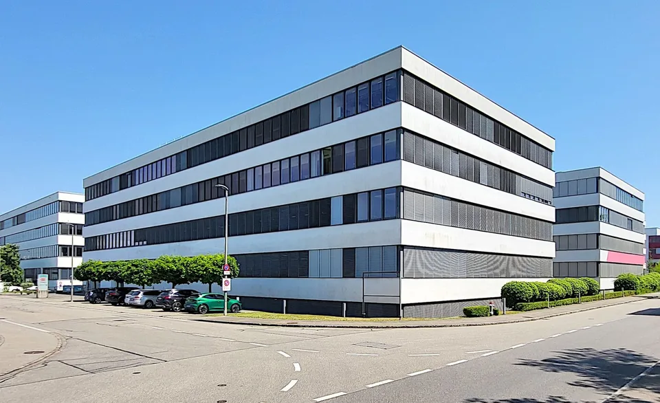 Voll ausgebaute Büroflächen im TechCenter Reinach!