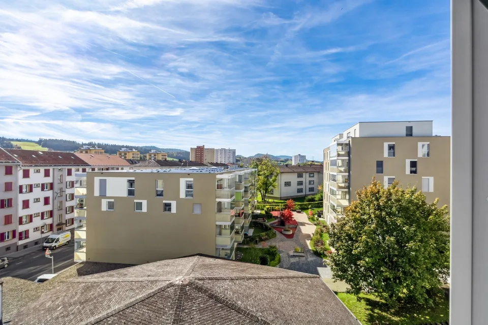 Wohnung mit 3 Zimmern und schönem Blick in La Chaux-de-Fonds – Foto 11 von 12