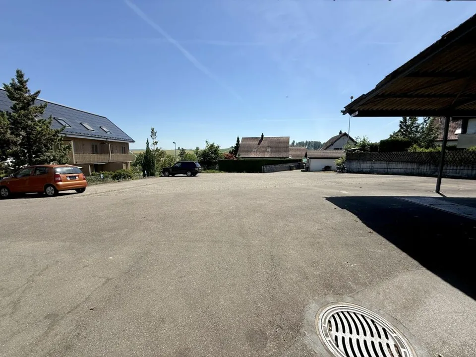 PLACES DE PARKING EXTÉRIEURES À LOUER POUR UNE DURÉE LIMITÉE