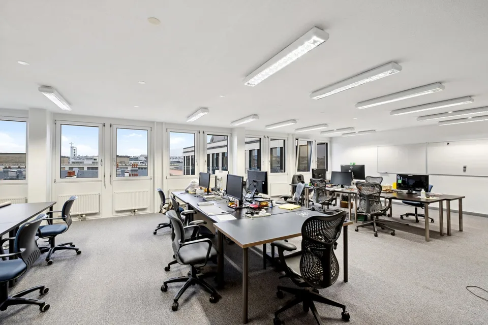 Spazio per uffici di circa 200 m2 nel cuore del quartiere dei Bains – foto 9 di 9