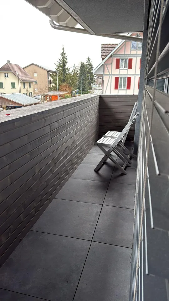 Appartamento moderno 3.5 locali con grande terrazza e balcone