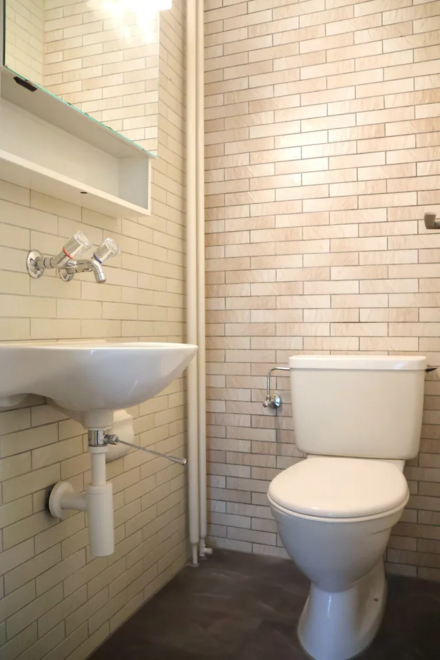 Appartement de 4 pièces situé au calme à Biel-Benken – photo 9 sur 11