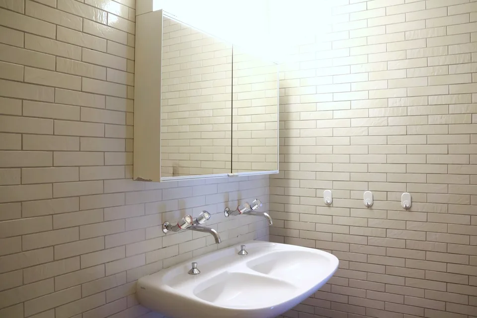 Appartement de 4 pièces situé au calme à Biel-Benken – photo 8 sur 11