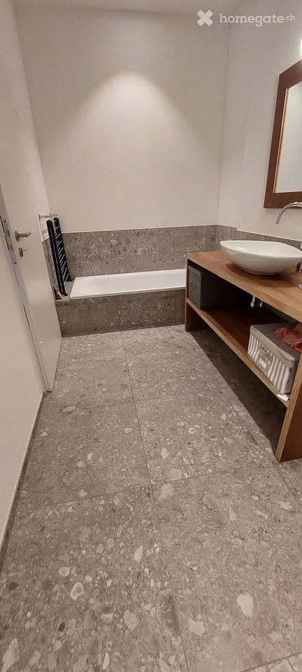 grosse 3 1/2-Zimmerwohnung, möbiliert, Seenähe – Foto 3 von 5