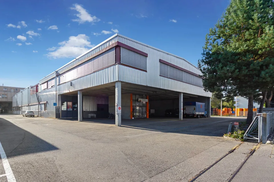 366 m² - Moderne Bürofläche – hell, flexibel & top angebunden in Münsingen