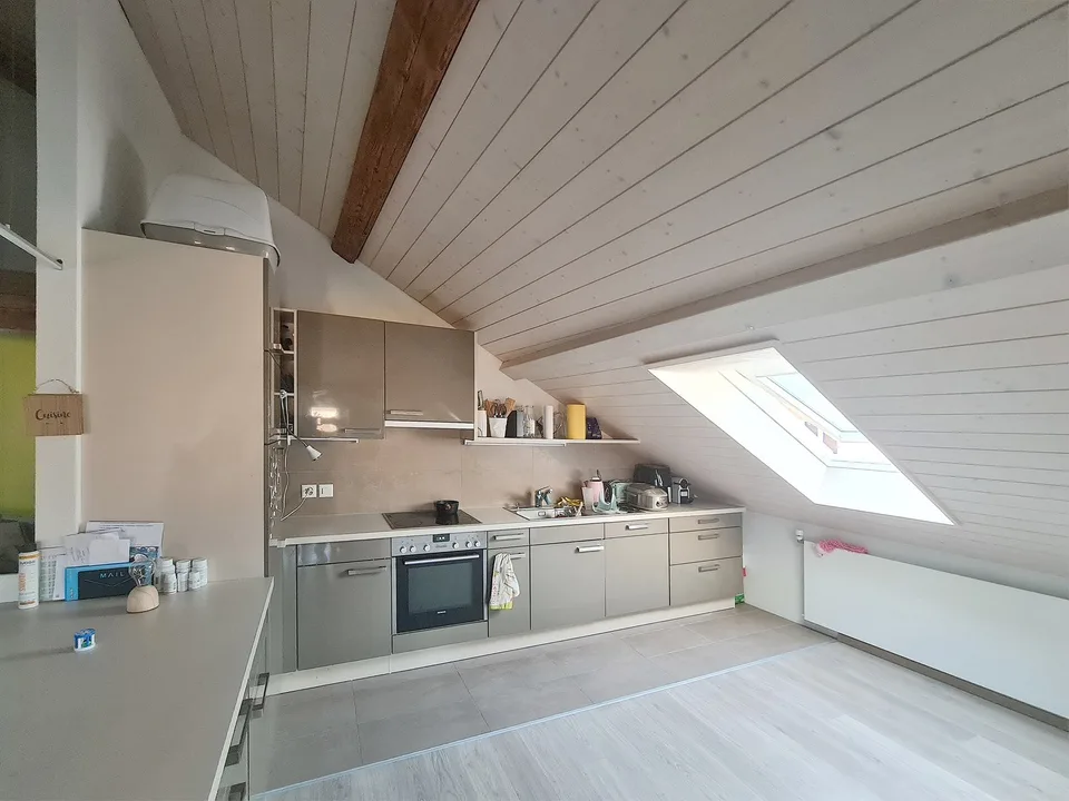 Dachwohnung mit 3.5 Zimmern im Stadtzentrum