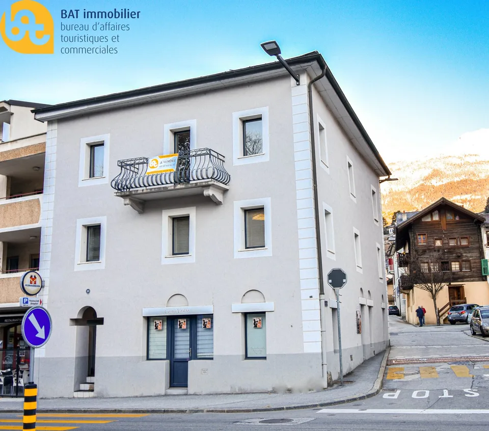 Sierre - ufficio loft mansardato con ampia terrazza - Gobet