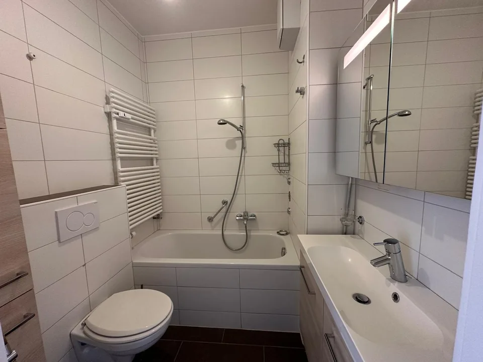 Wohnung 3.5 Zimmer hell in La Chaux-de-Fonds – Foto 8 von 12