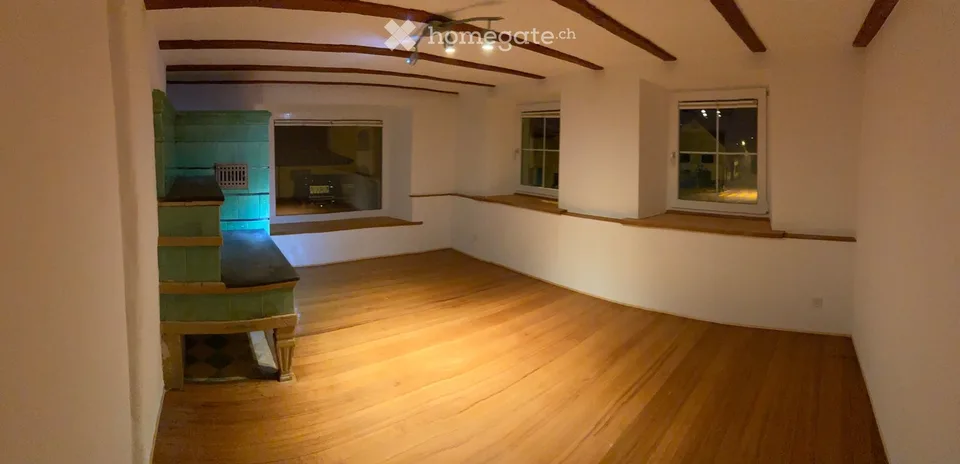 Schöne 3.5 Zimmer Altbau Wohnung zu vermieten ab 01.09.2026