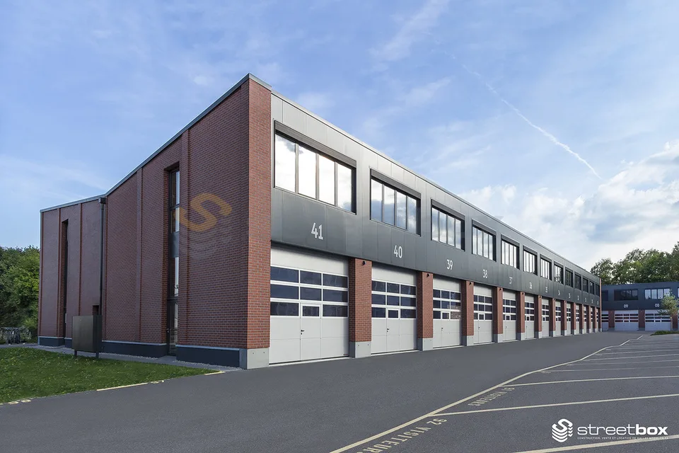Nouveau site - livraison mi-2026 - Streetbox de 230 m2 très bien situé
