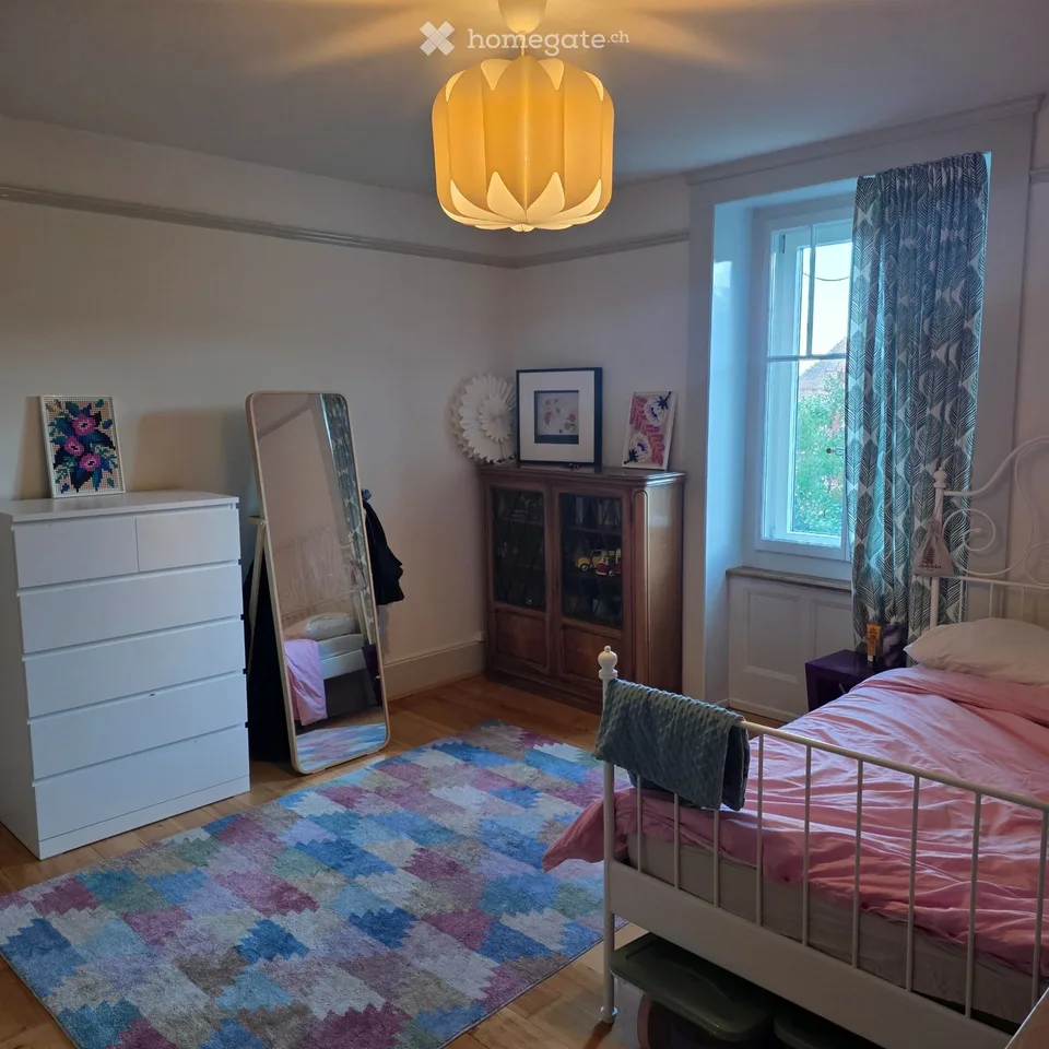 Wohnung zur Miete - 3 Zimmer mit Balkon und überdachter Garage