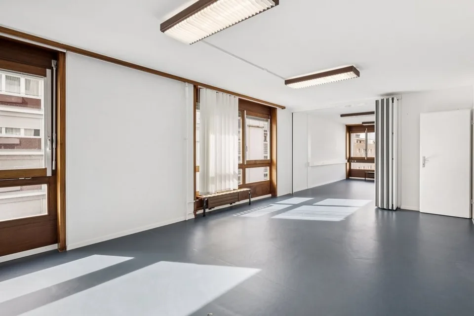 À LOUER - SURFACE DE BUREAUX DE 198 m2 À LAUSANNE