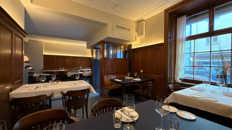 Ristorante zurighese stabilito in una posizione unica nel distretto 4