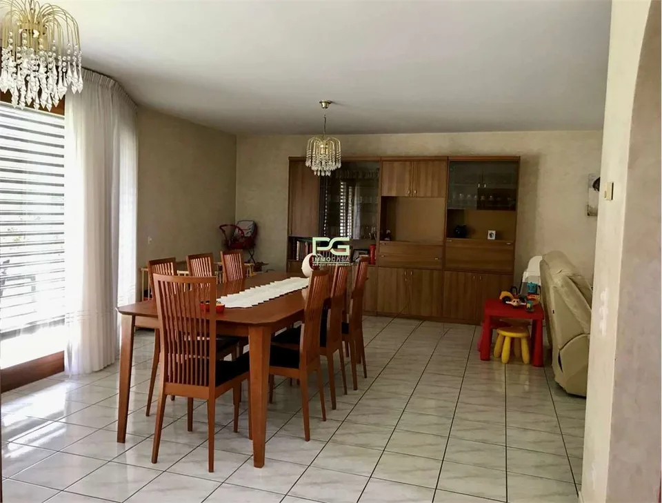 Casa unifamiliare con giardino