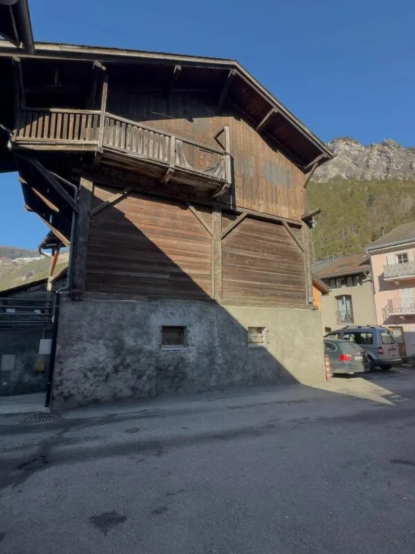 Haus im Dorf mit 6.5 Zimmern in Sembrancher – Foto 12 von 16