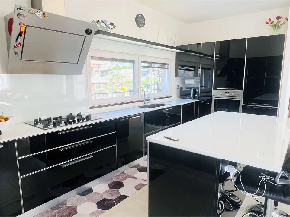 Villa zur Verkauf in Marchirolo – Foto 12 von 13