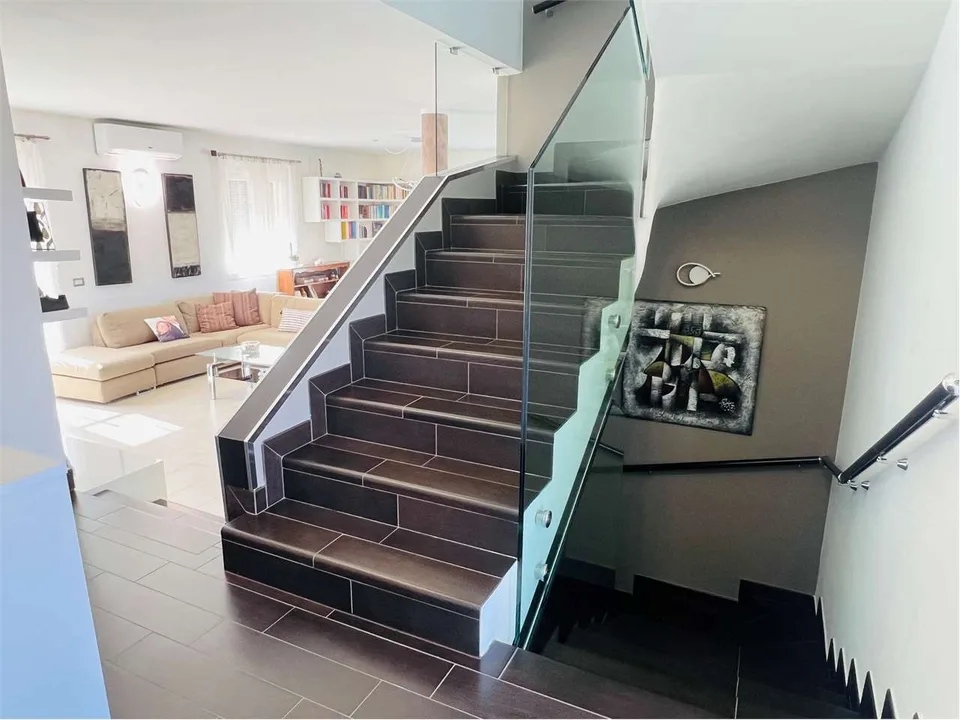 Villa zur Verkauf in Marchirolo – Foto 13 von 13