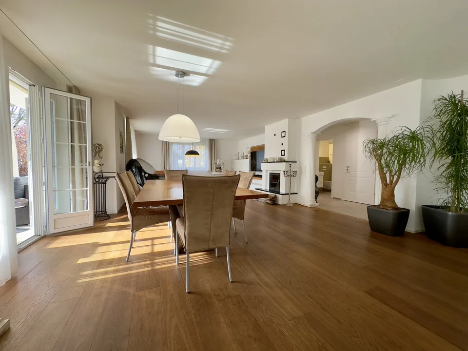 RESERVIERT! Premium-Einfamilienhaus mit viel Platz & Privatsphäre in H