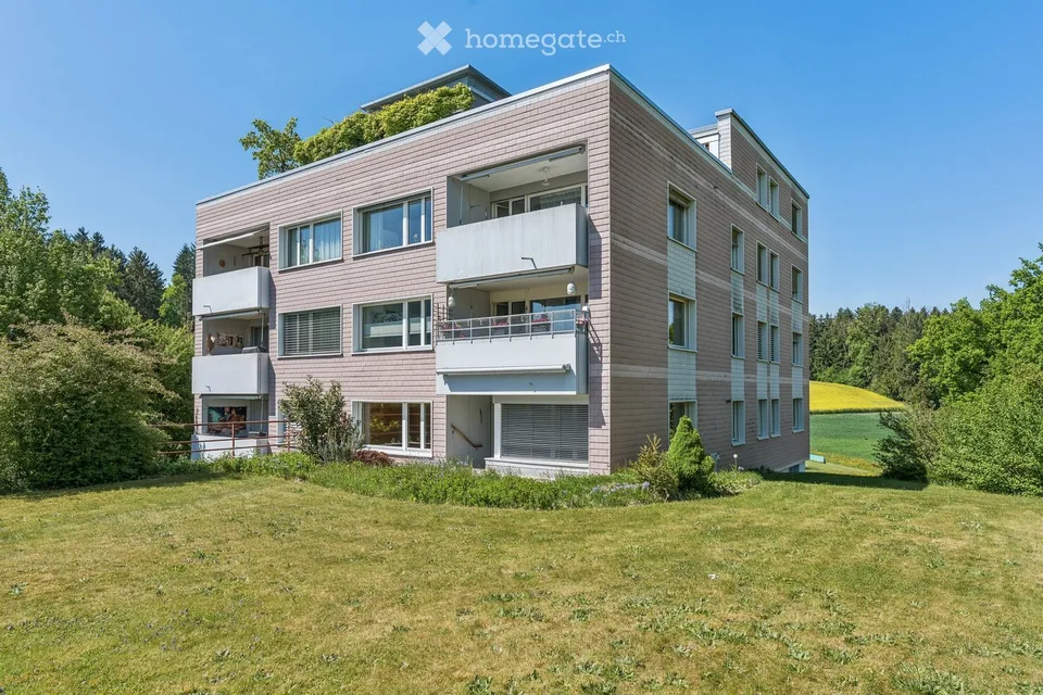 Grosszügige 5.5-Zimmer-Familienwohnung mit 32 m² Aussenbereich