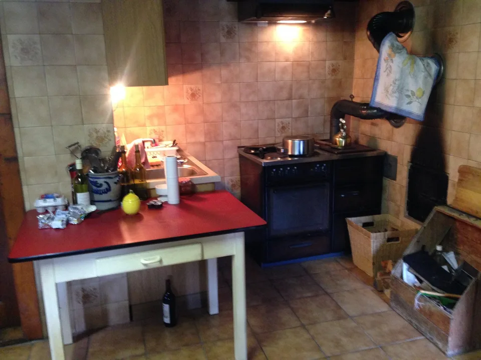 A rénover entièrement, Chalet traditionnel de 7 pièces - Anniviers – photo 8 sur 14