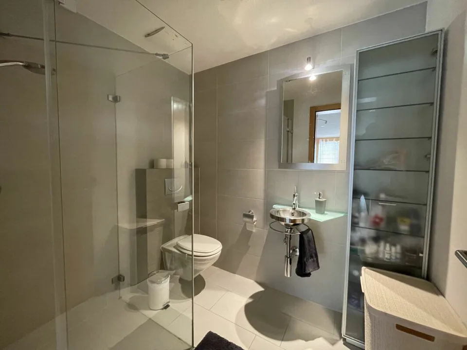 Charmante Perle 2.5 Zimmer Zweitwohnung in Zermatt mit unverbaubarem Matterhornblick – Foto 14 von 16