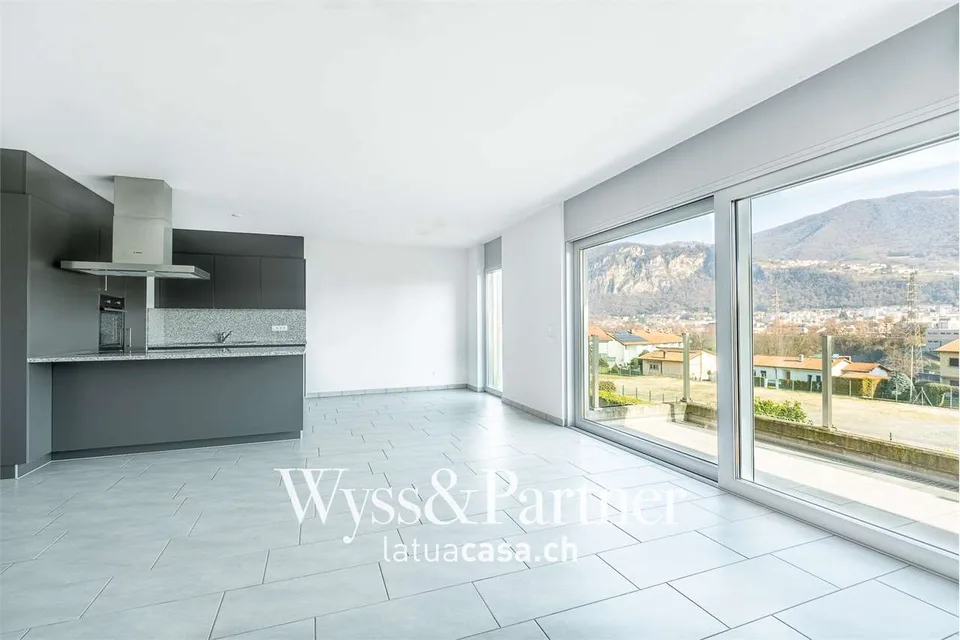 Appartement lumineux et moderne de 4,5 pièces à Rancate