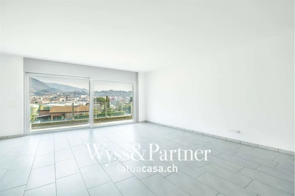 Appartement lumineux et moderne de 4,5 pièces à Rancate