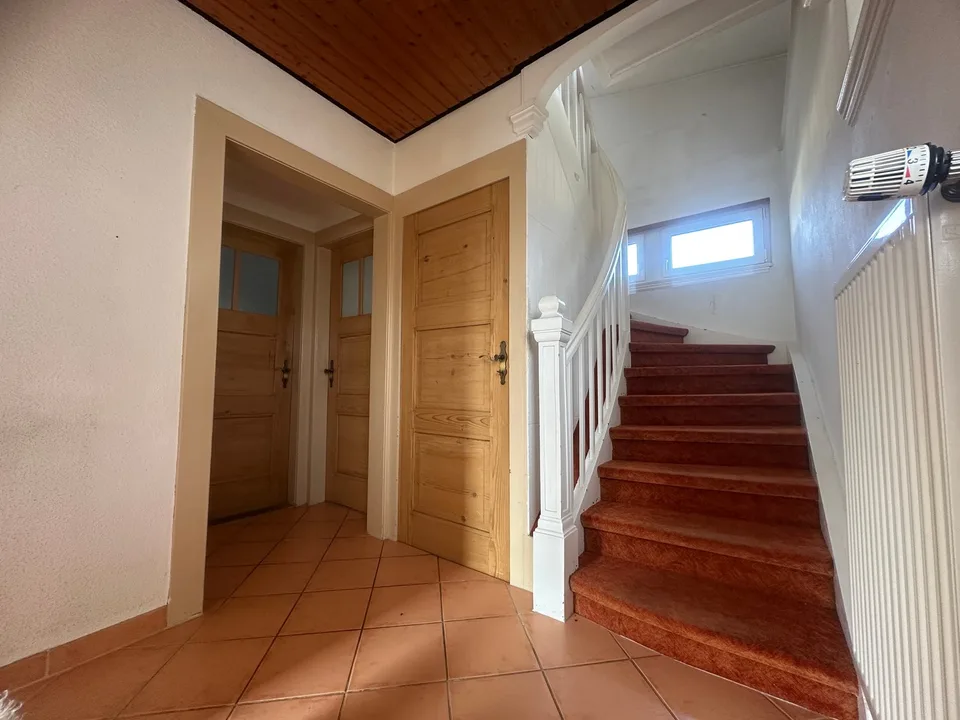 Casa unifamiliare di 5 locali, situata in centro, con giardino paradisiaco e garage a Rheinfelden