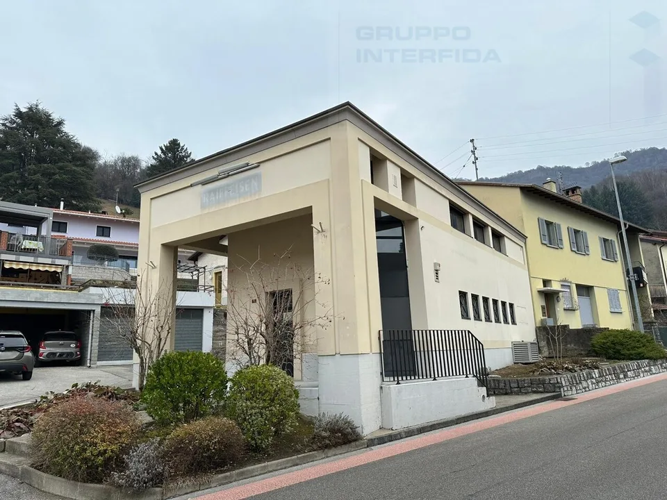 STABILE COMMERCIALE A REDDITO PER INVESTIMENTO