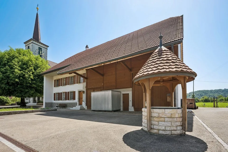 Vielseitige Liegenschaft in Niederbuchsiten