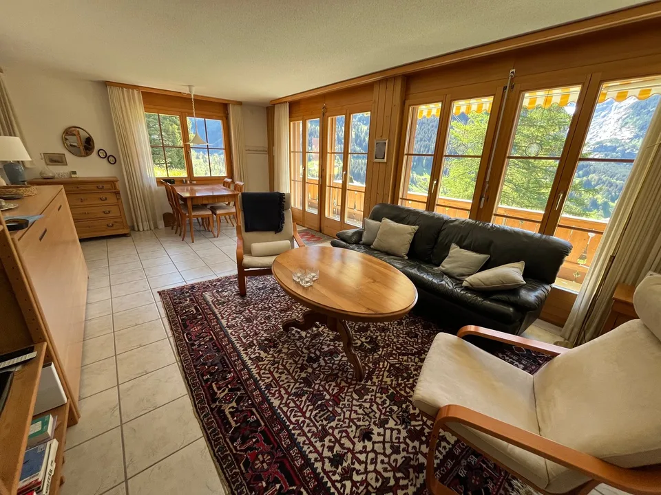 Charmante 2.5-Zimmer-Wohnung mit atemberaubendem Bergblick in Grindelwald