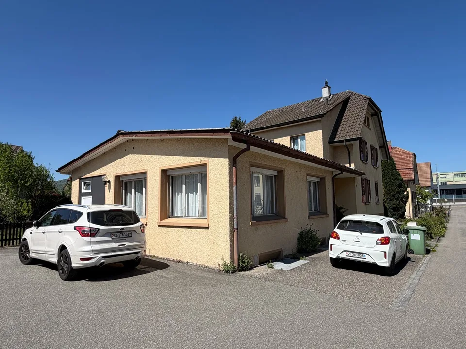 Casa residenziale e commerciale in posizione centrale