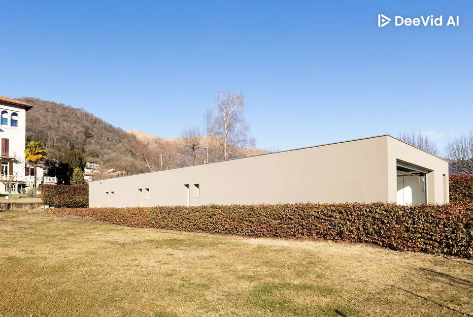 Moderne Villa mit Pool und großem Grundstück 1000 m² – Foto 9 von 16