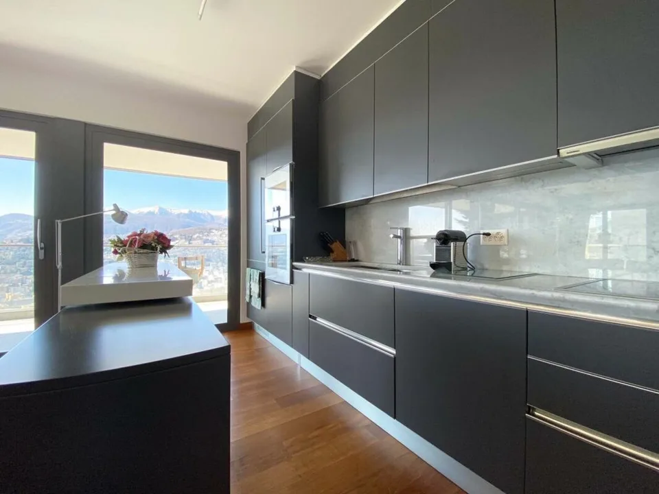 VIGANELLO · ALTO STANDING PANORAMA · SUI MONTI · 4.5 LOCALI CON 3 BAGNI E AMPIA TERRAZZA