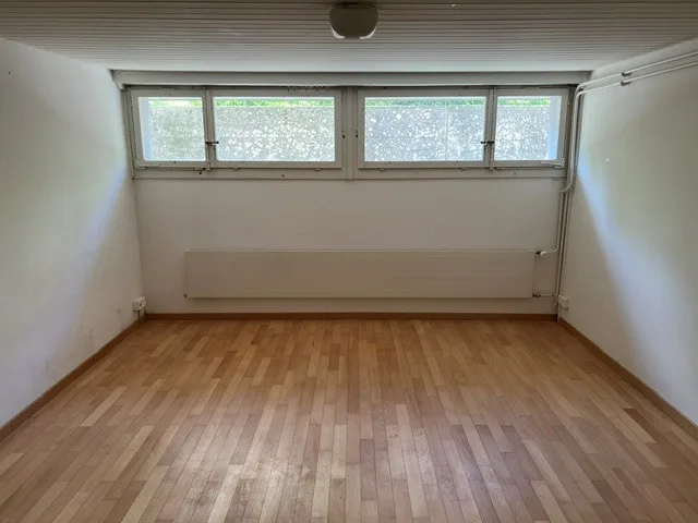 3 ateliers avec WC/lavabo séparés au sous-sol à vendre à Neuenegg