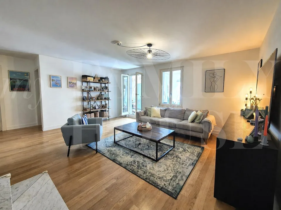 Très bel appartement situé au coeur du hameau de Villette