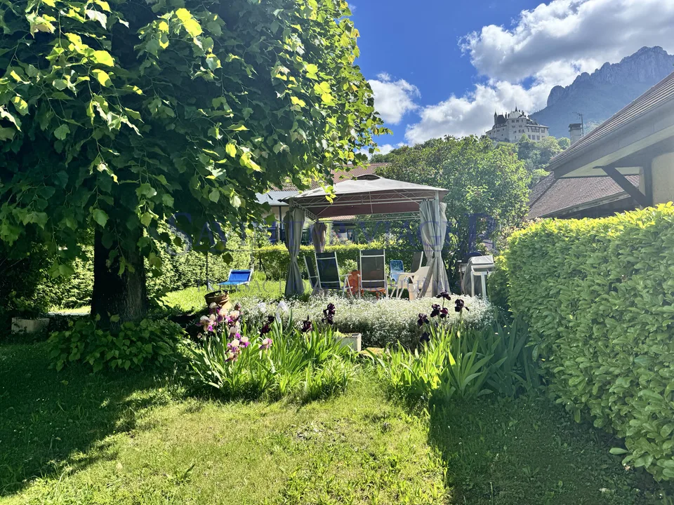 Viager occupé. Menthon-St-Bernard. Un bien rare avec potentiel