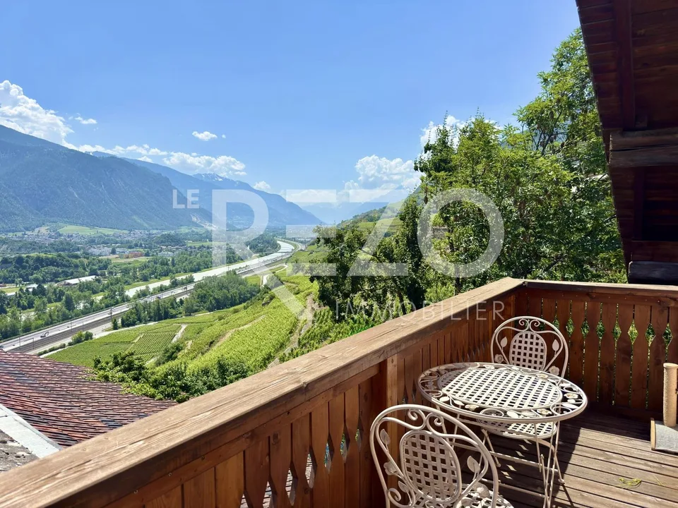 Maison villageoise atypique avec superbe vue panoramique ! Ollon, Cran-Montana, VS.