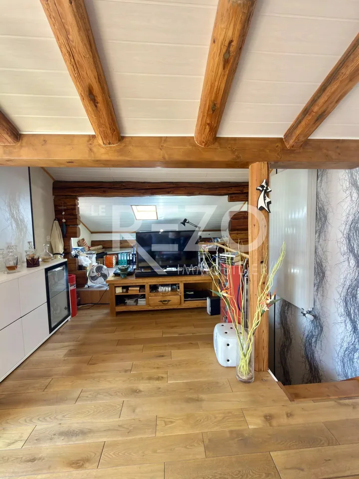 Casa di villaggio atipica con vista panoramica superba! Ollon, Cran-Montana, VS