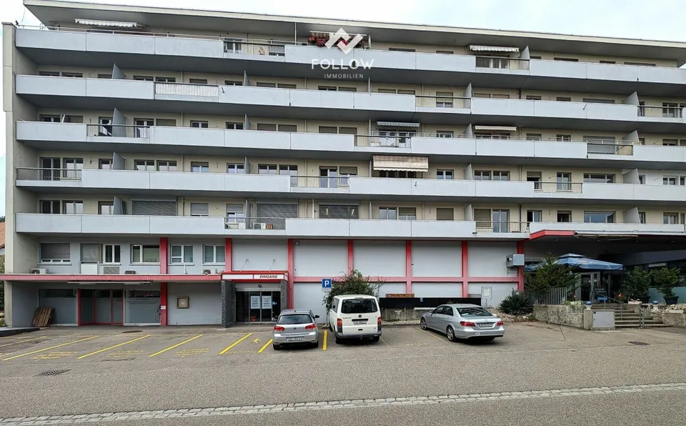 Espace commercial polyvalent au centre de Lengnau - avec concept de salle flexible