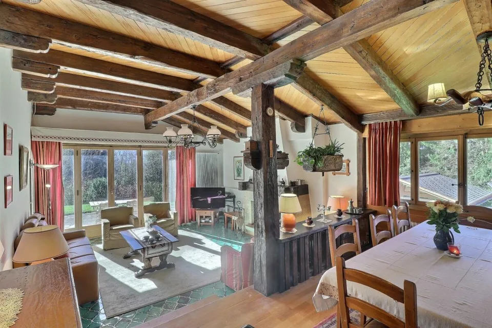 Chalet di 9 locali, vicino al centro – foto 8 di 30