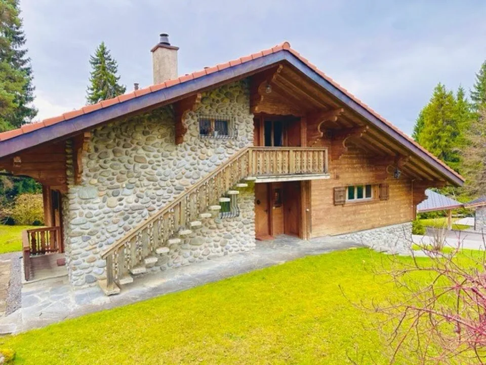 Chalet mit 9 Zimmern, nahe dem Zentrum