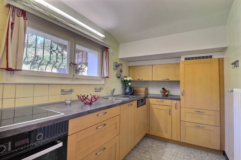 Chalet di 9 locali, vicino al centro – foto 27 di 30