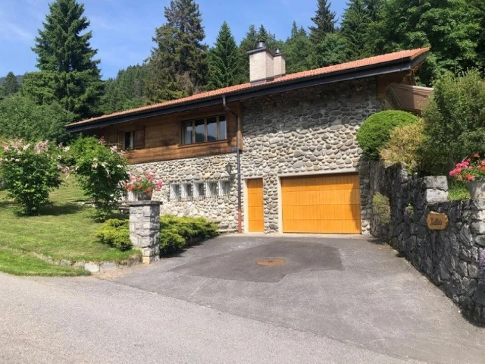 Chalet mit 9 Zimmern, nahe dem Zentrum