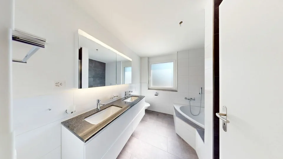 Premier occupation ! Immeuble neuf exclusif 4,5 pièces avec vue imprenable & aménagement de haute qualité – photo 10 sur 13