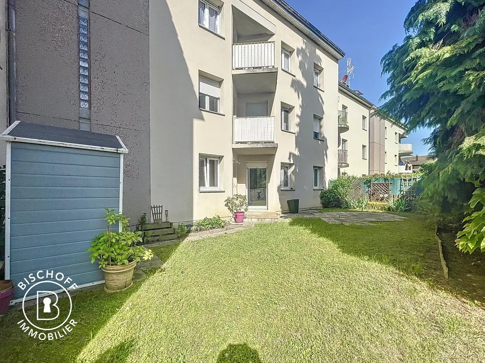 Schöne F2 im Gartengeschoss, 5 Minuten vom Zoll von Basel entfernt